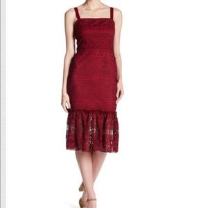 ALEXIA ADMOR NWT Lace dress